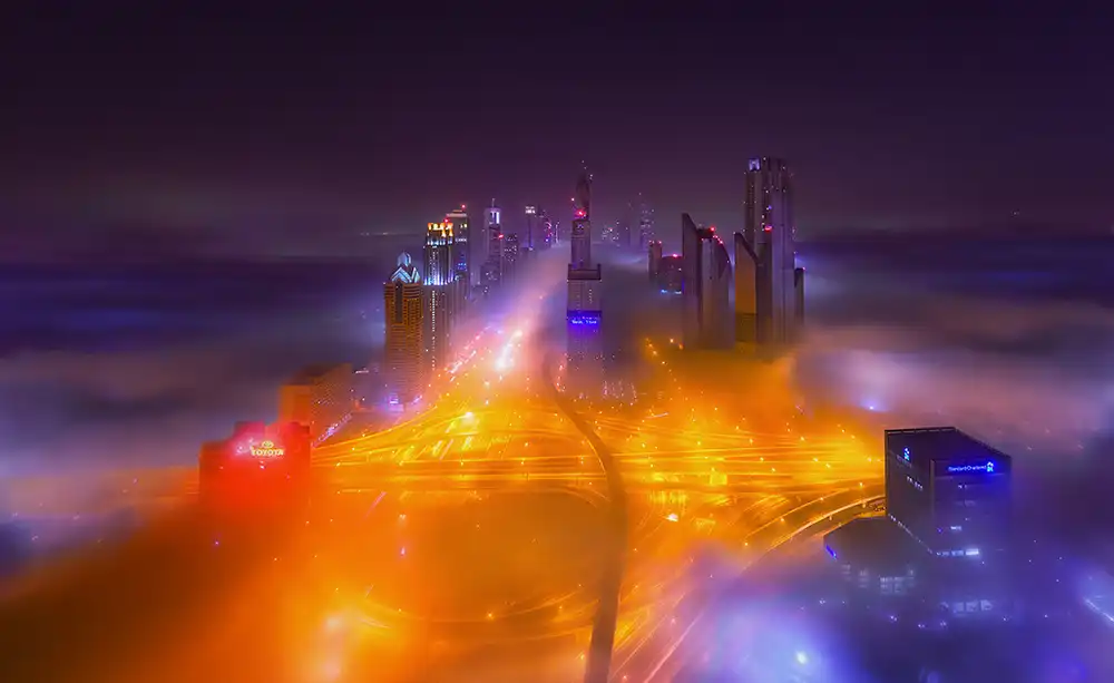 Rustam, Mohammad: Der Dubai-Nebel