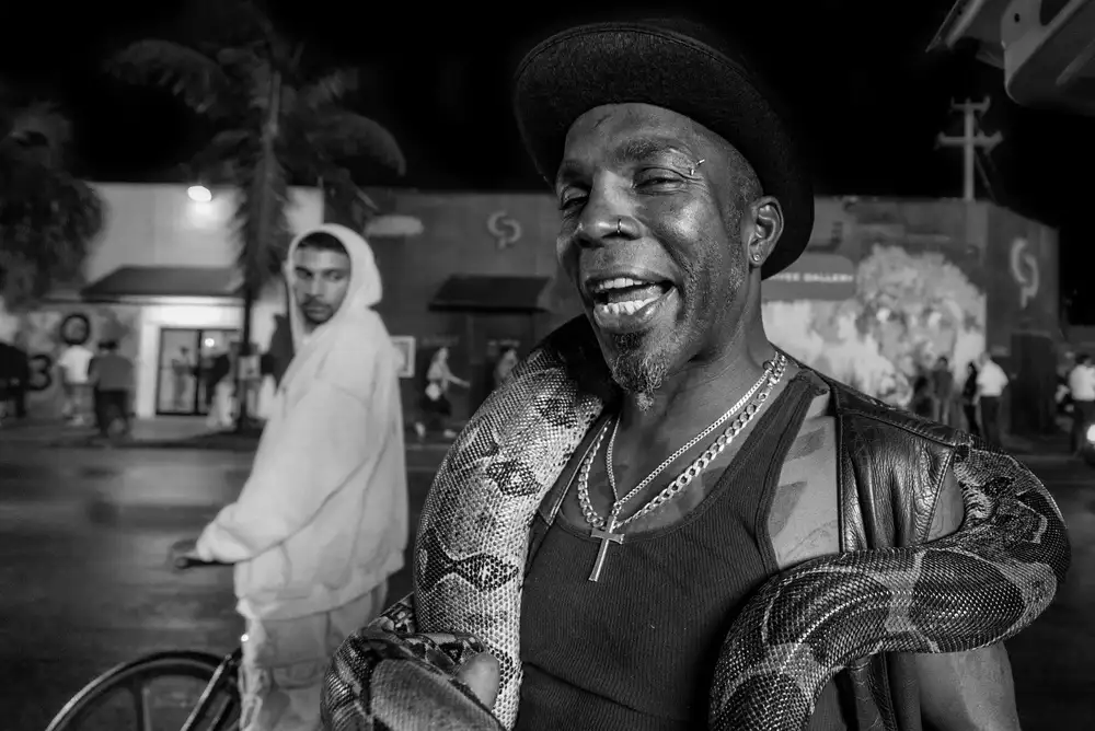 Forns, Alfred: Hombre serpiente