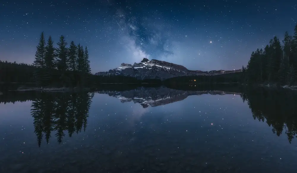 la, De Javier: Perfekte Reflexion