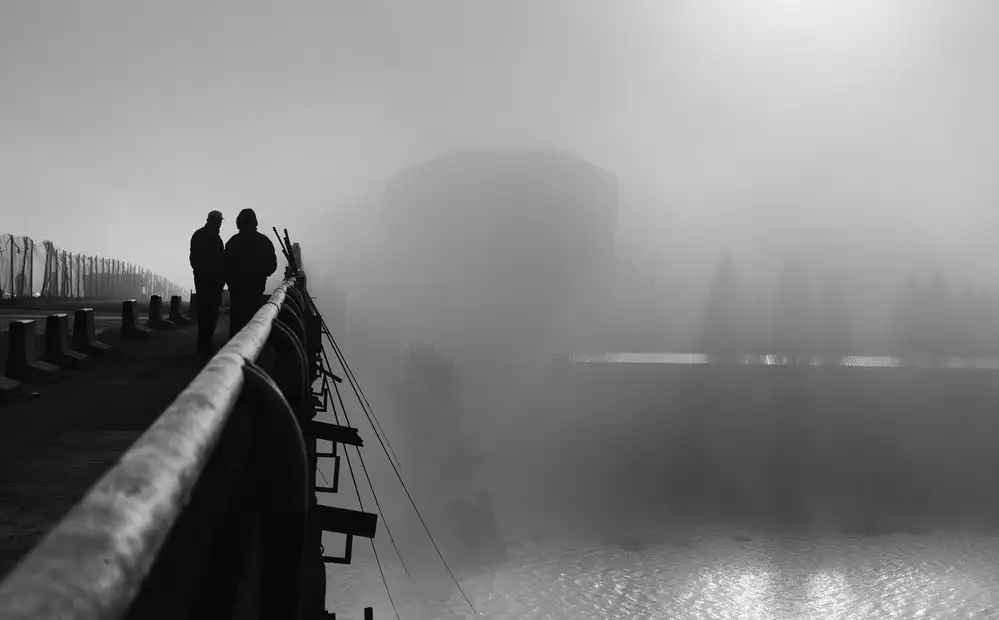 Oncete, Julien: Silhouetten