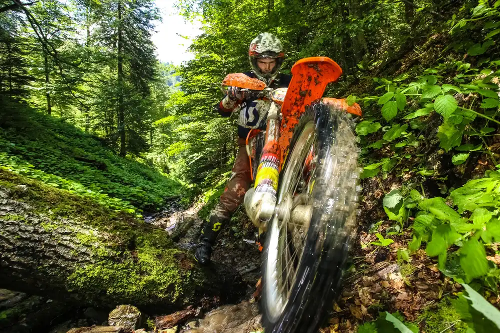 SZABO, ATTILA: Karpatské enduro