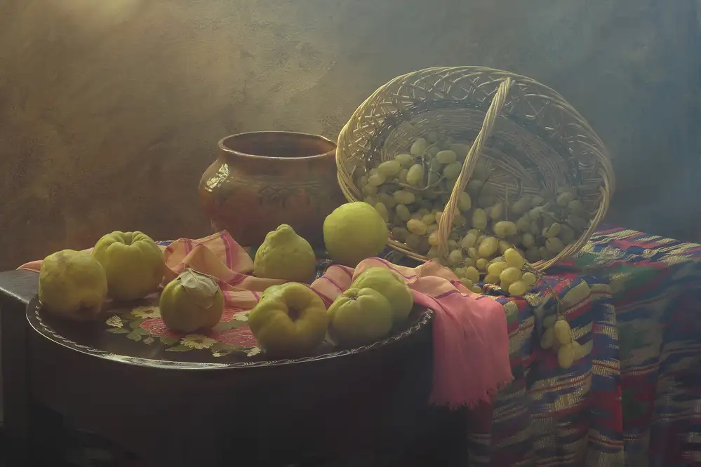 UstinaGreen: Zátiší s kdoulí v orientálním stylu