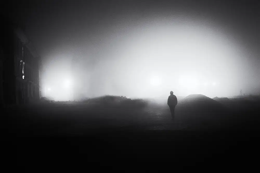 Bogdan, Marchevca: lo straniero solitario