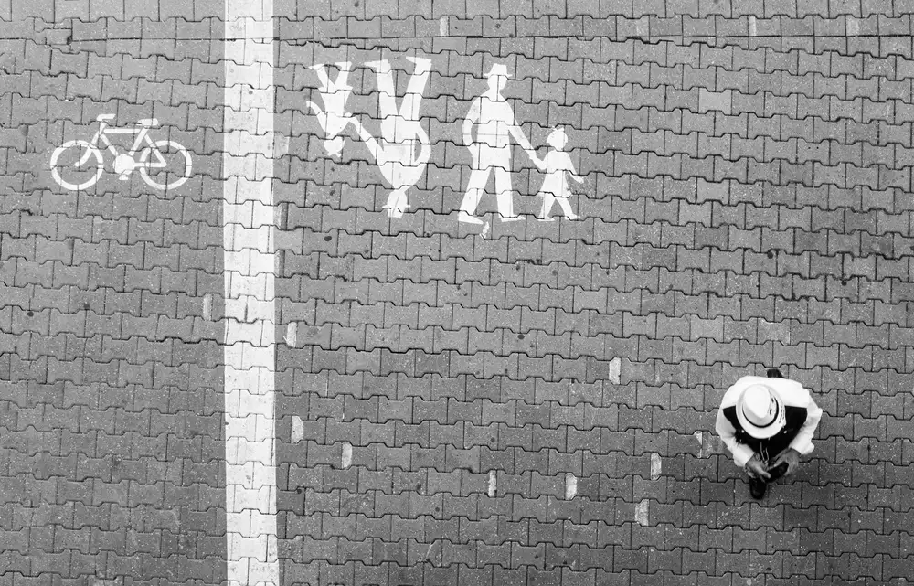 Humusak: en bici, a pie y con sombrero