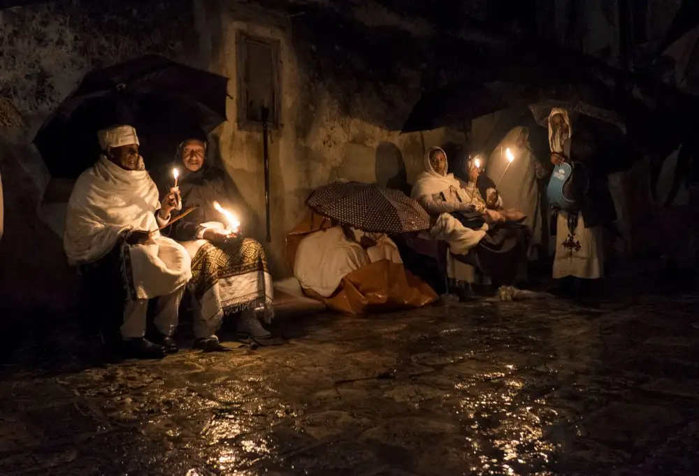 Naor, Orna: Cérémonie du feu sacré