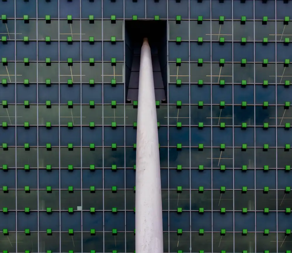 Flour, Jef: Edificio