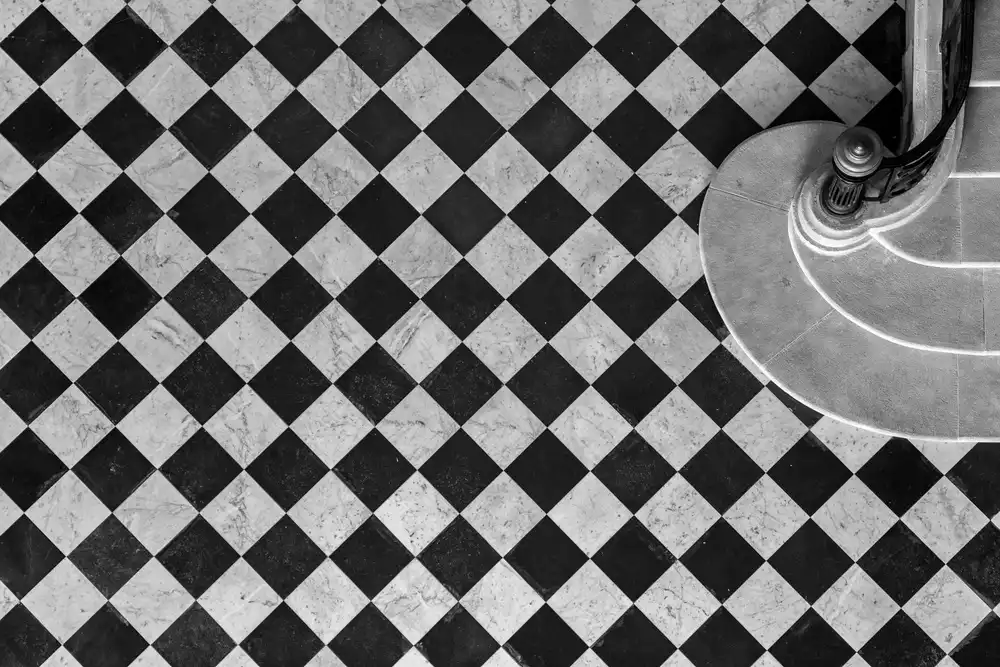 VIRETTI, Jean-Louis: Chessboard staircase