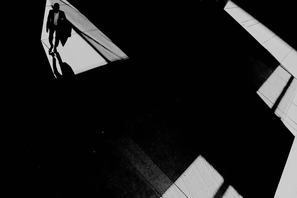 Wang, Jian: Un uomo ben vestito