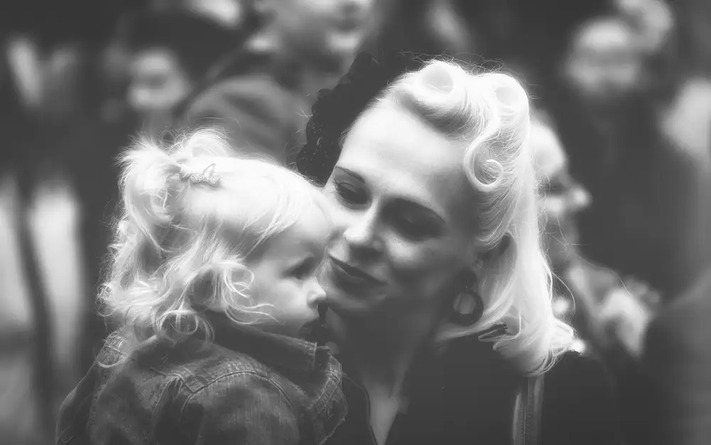 Clark, Ray: Lo sguardo di una madre