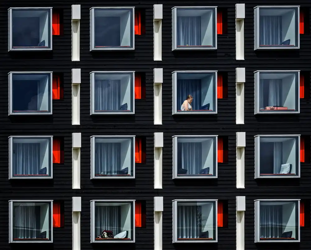 Maastricht, van Henk: Finestre dell'hotel