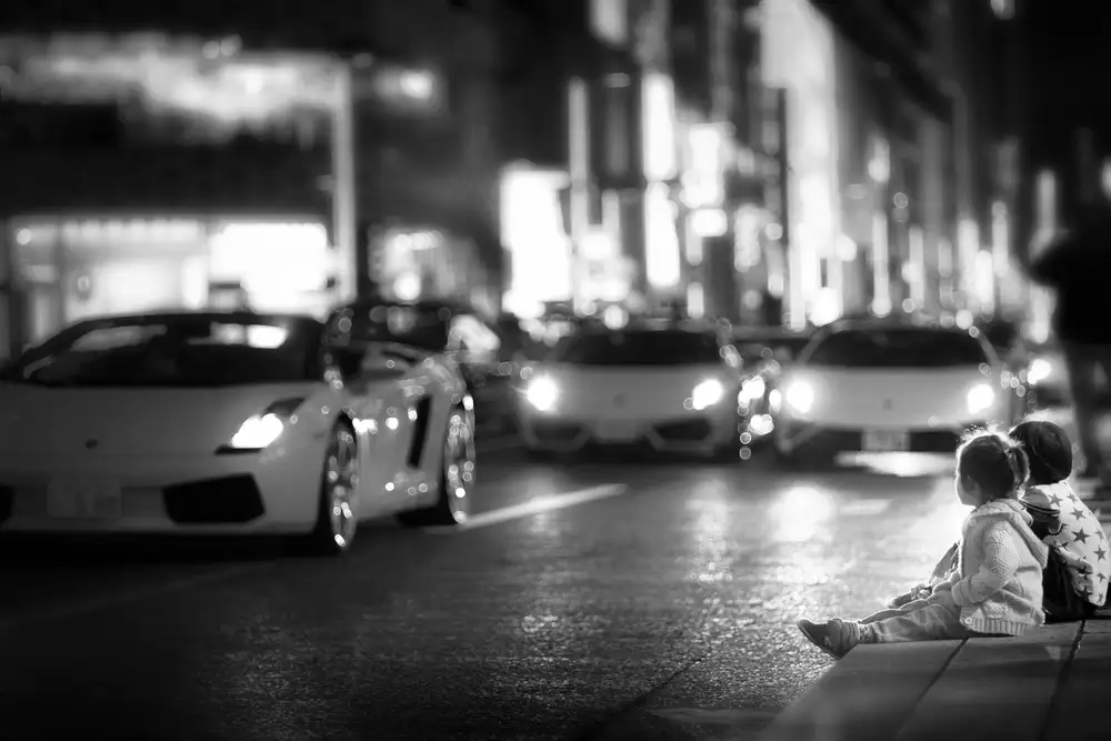 Hagiwara, Kenichiro: Attraversando la notte