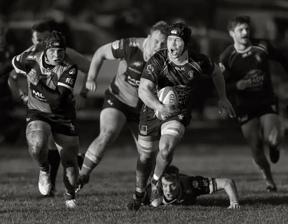 Wilkinson, Hugh: Rugissement de la victoire