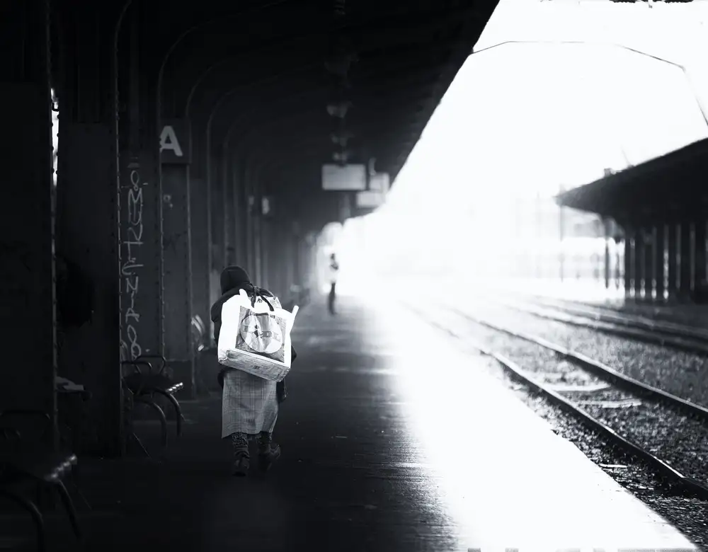 Oncete, Julien: Viaggio