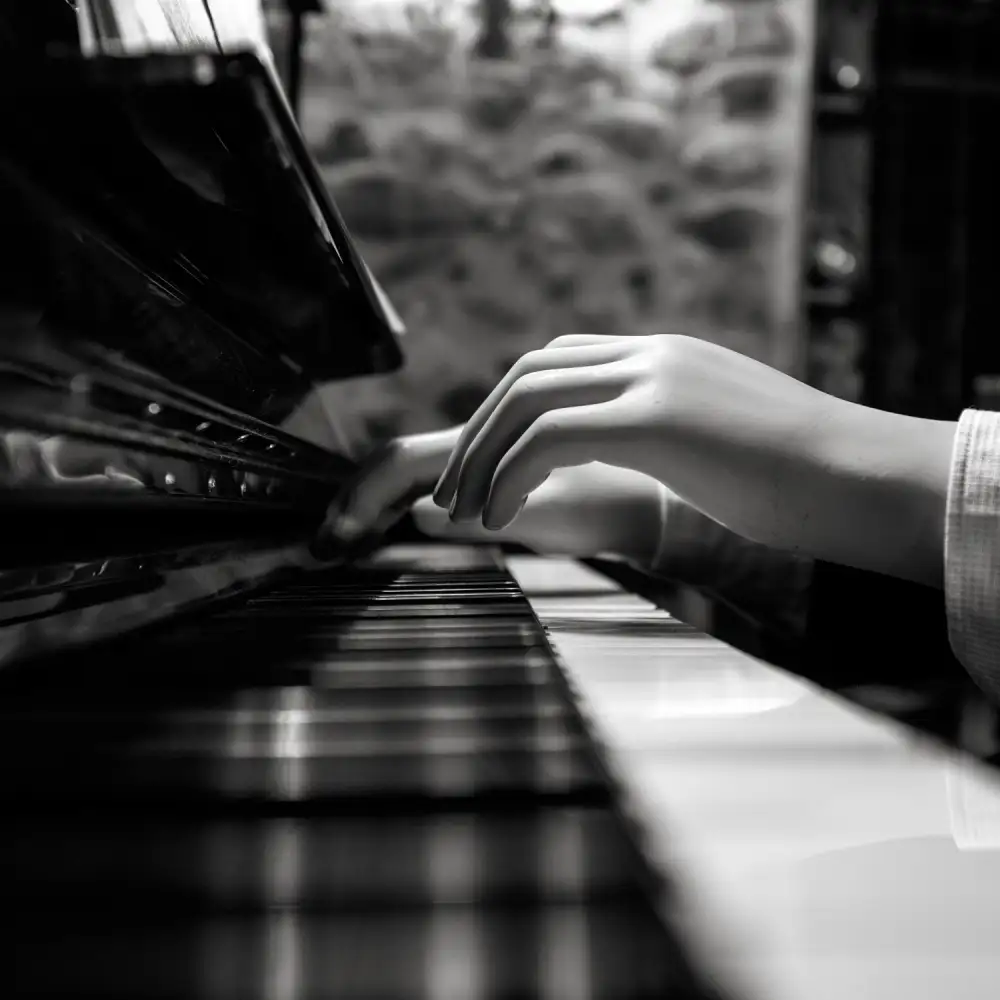 Cobo, Antonio Marco: Più musica,per favore