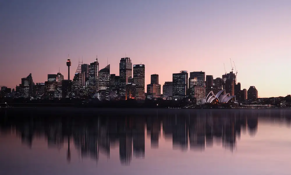 Tjandra, C.S.: Sydney