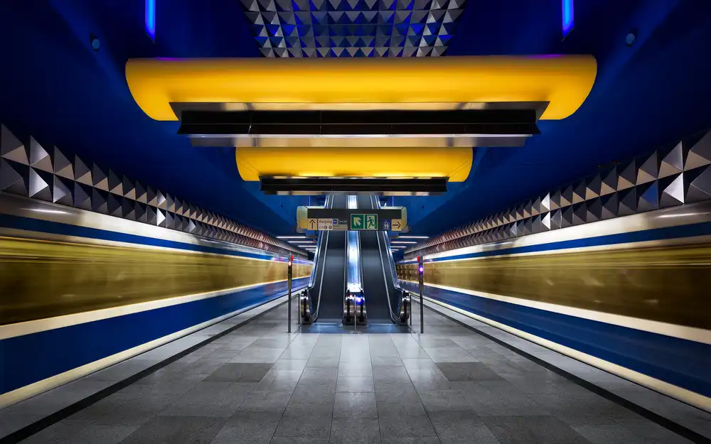 García, M. Jesús: Metropolitana di Monaco