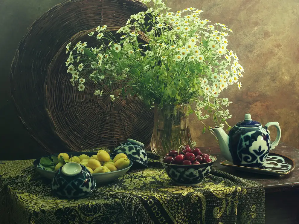 UstinaGreen: Stillleben mit Kirsche und Kamille