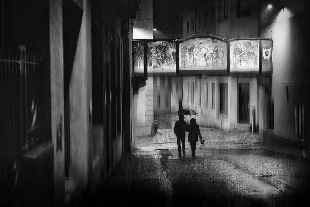 Guarino, Vito: Camminando sotto la pioggia