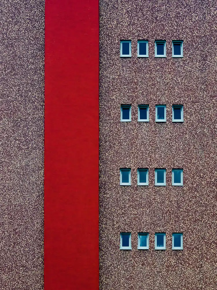 Važan, Karol: linea rossa