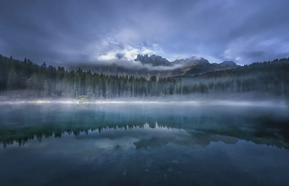 Deng, Larry: Zrcadlové jezero
