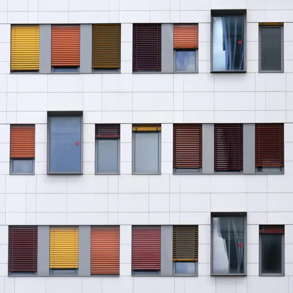 Romaggi, Michel: Windows (square version)