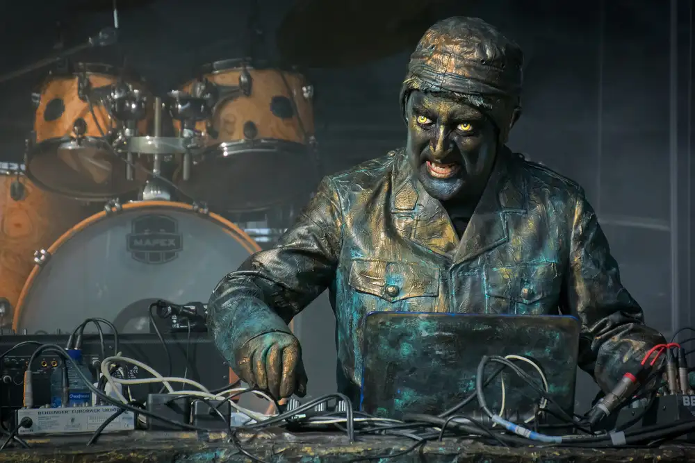 Joosten, Lus: dj diavolo