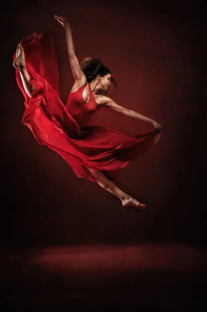 Jovanovic, Aleksandar: Neda – roter Tanz
