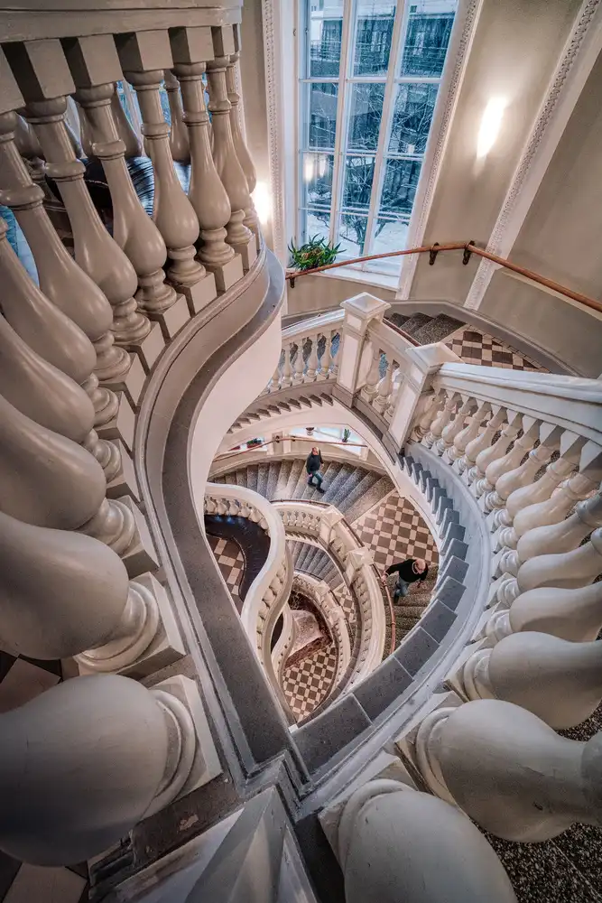 Carlos_Grury_Santos: Die Treppe