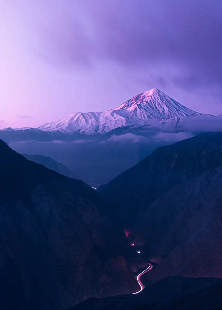 Behzad, Majid: Che conduce al Monte Damavand CE