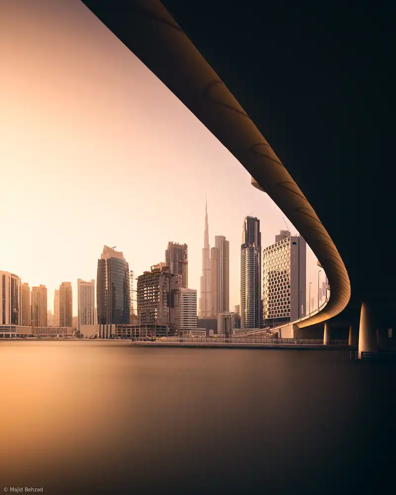 Behzad, Majid: Baia degli Affari di Dubai