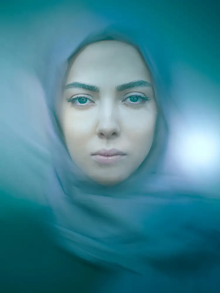 Rafiezade, Poorya: Leila Otadi
