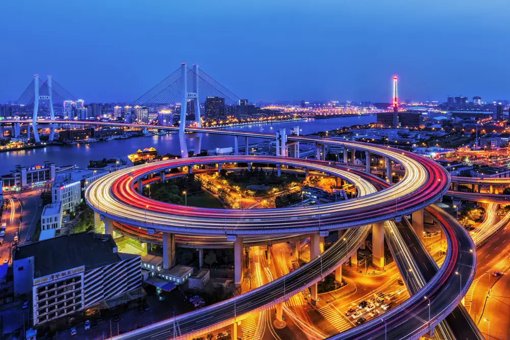 Zuo, Jun: Puente Nanpu de Shanghái