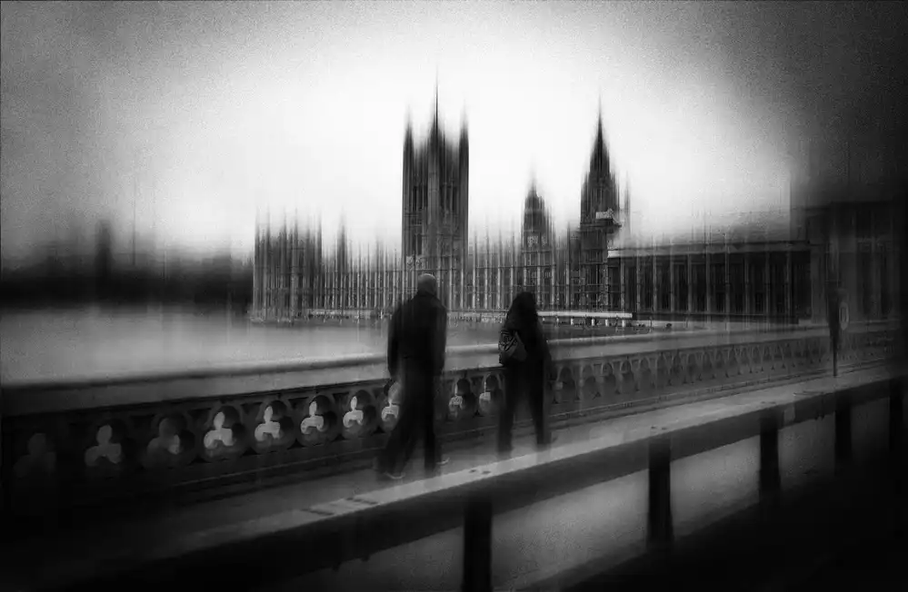 Orkidea, W.: Attraversando il ponte di Westminster