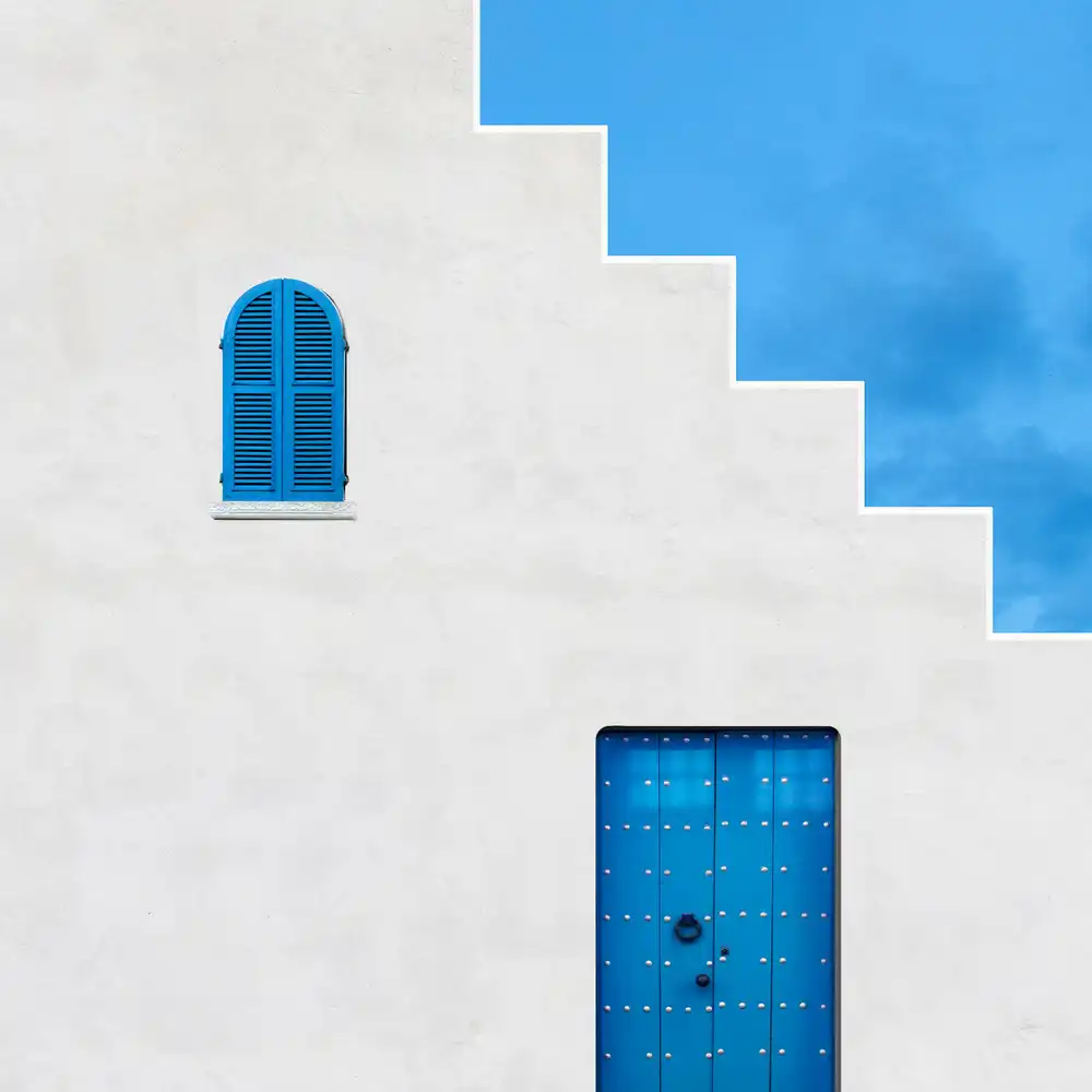 Novillo, Alfonso: La vita in blu