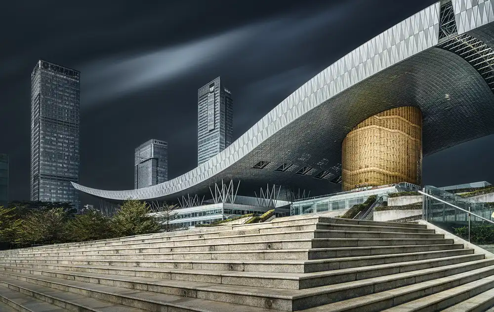 Figueras, Antoni: Občanské náměstí,Shenzhen