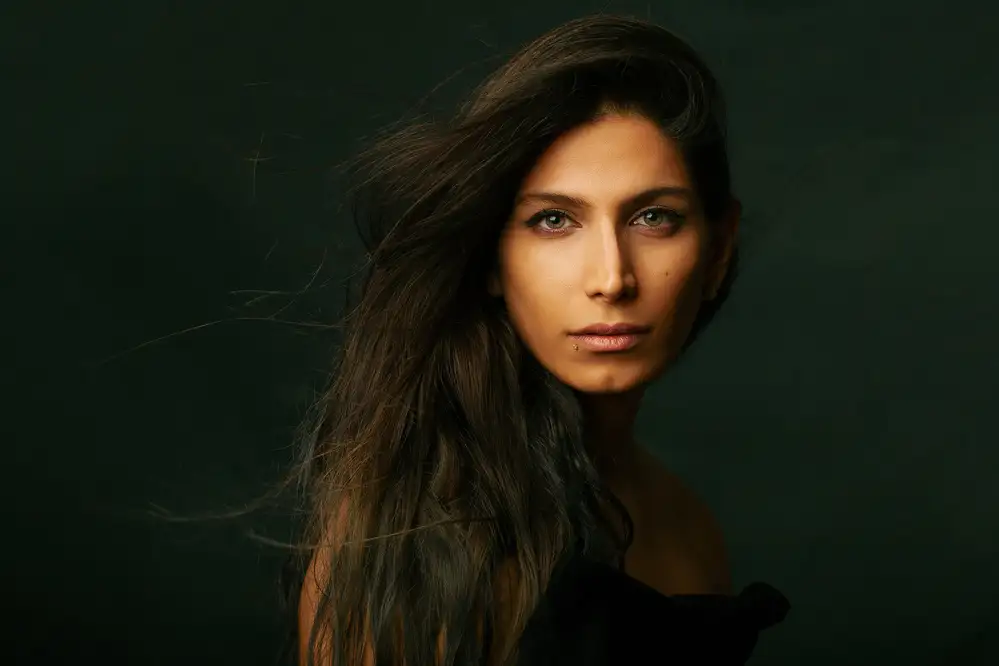 Mokhtari, Mehdi: Poone