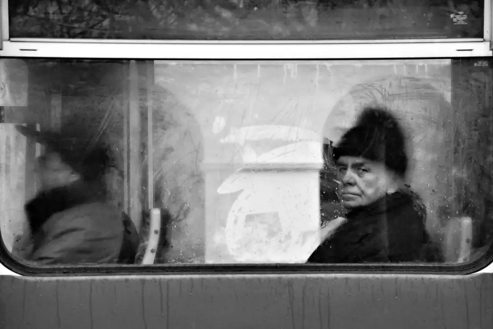 Gabor, Nicoleta: passeggeri di novembre