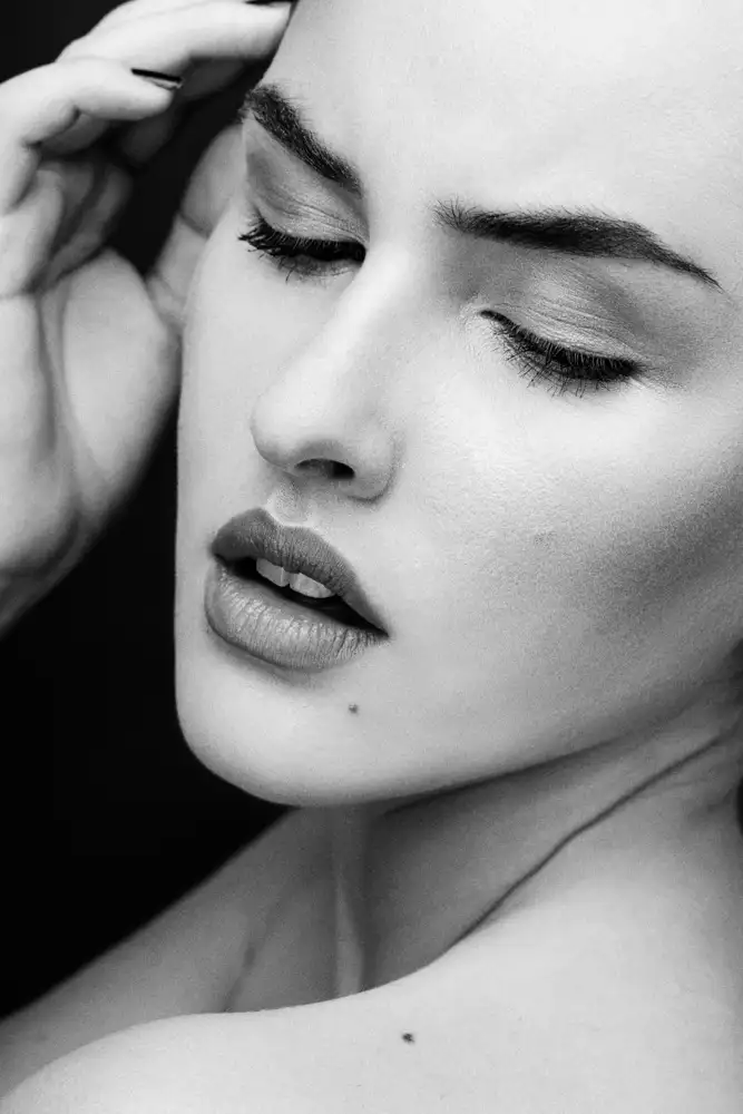 Krystynek, Martin: BEAUTÉ SENSUELLE [Romana U]