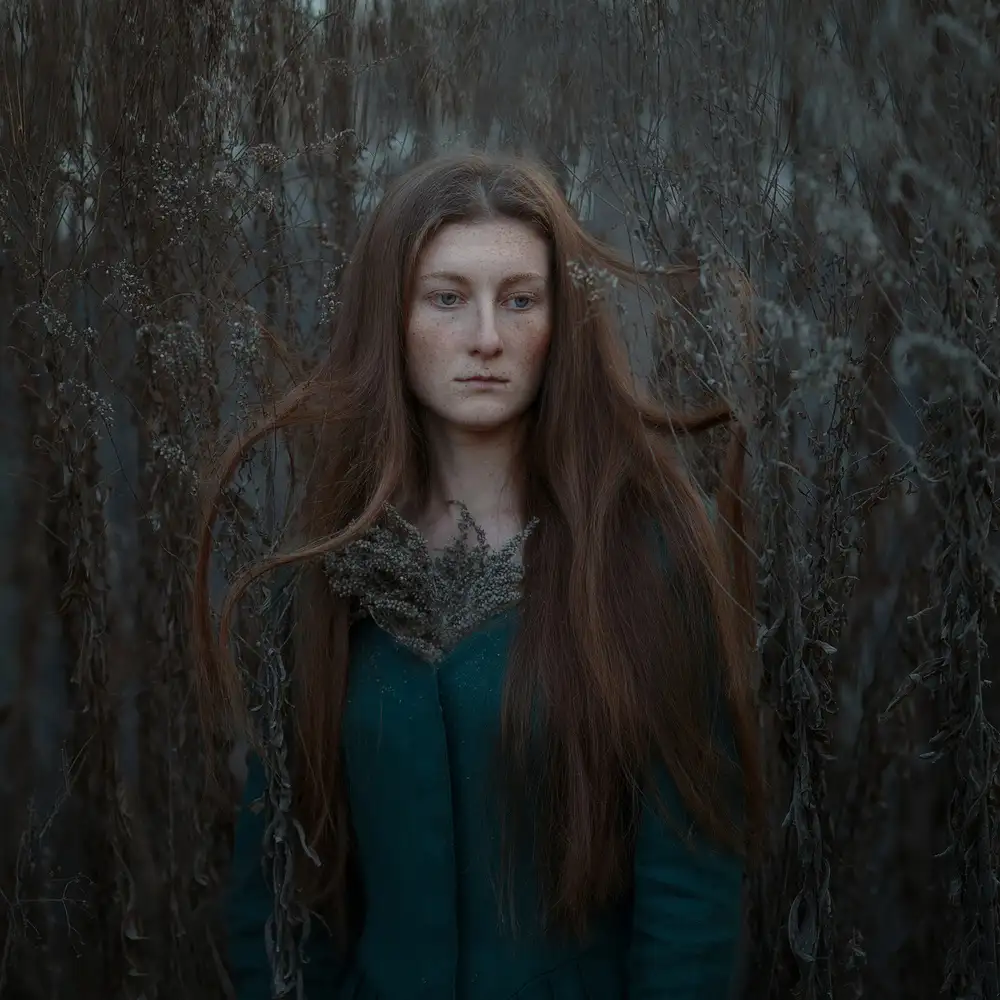 Arhire, Raluca: Aggrovigliato