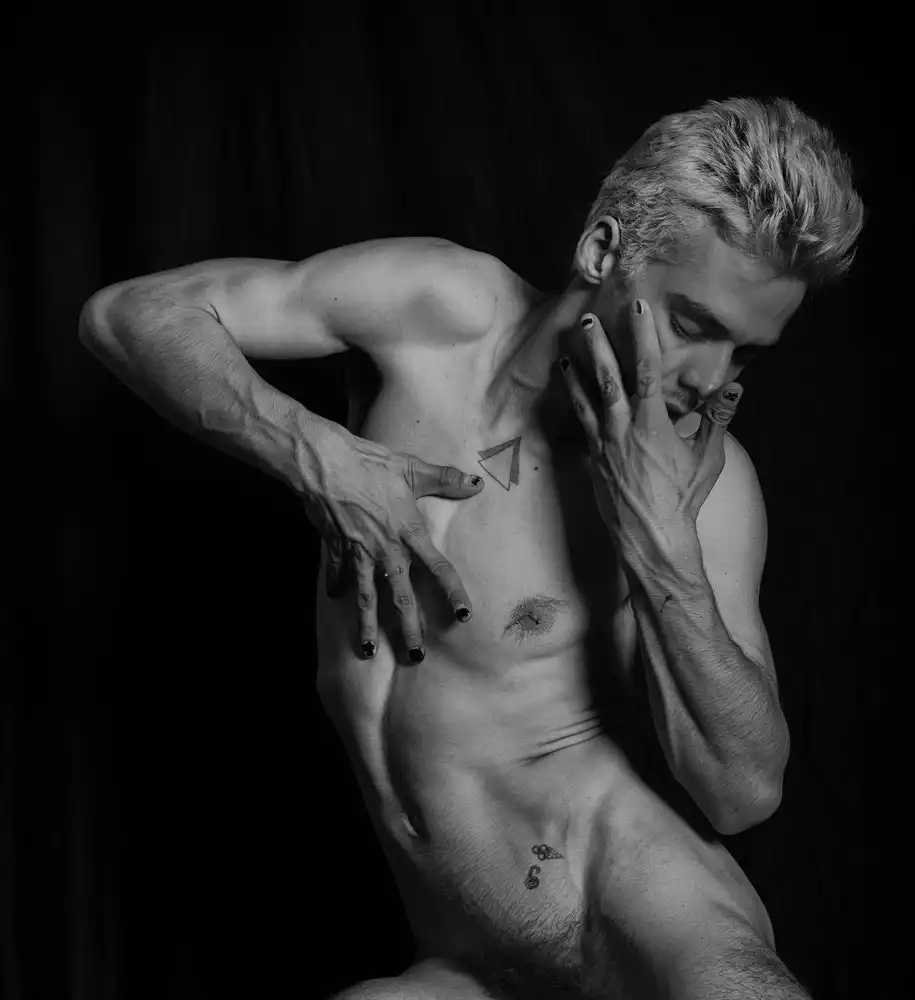 Haghi, Babak: costernazione del corpo