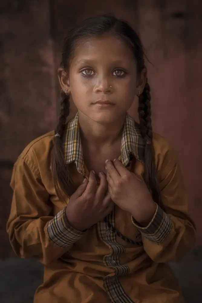 Kalla, Vivek: Fierce Eyes