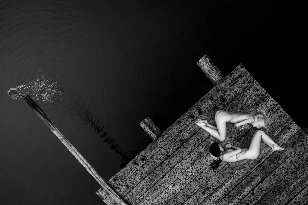 Pop, D. Ovi: En attendant le bateau de nuit