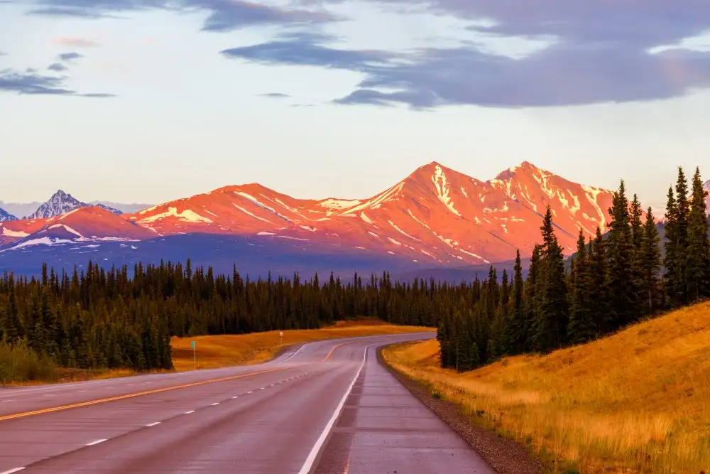 Kosterev, Anatoliy: Mitternachtssonnenuntergang in Alaska