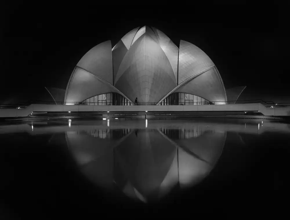 Oberai, Jassi: La lueur nocturne