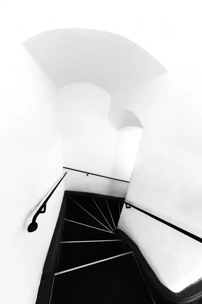 Oberai, Jassi: Escaliers