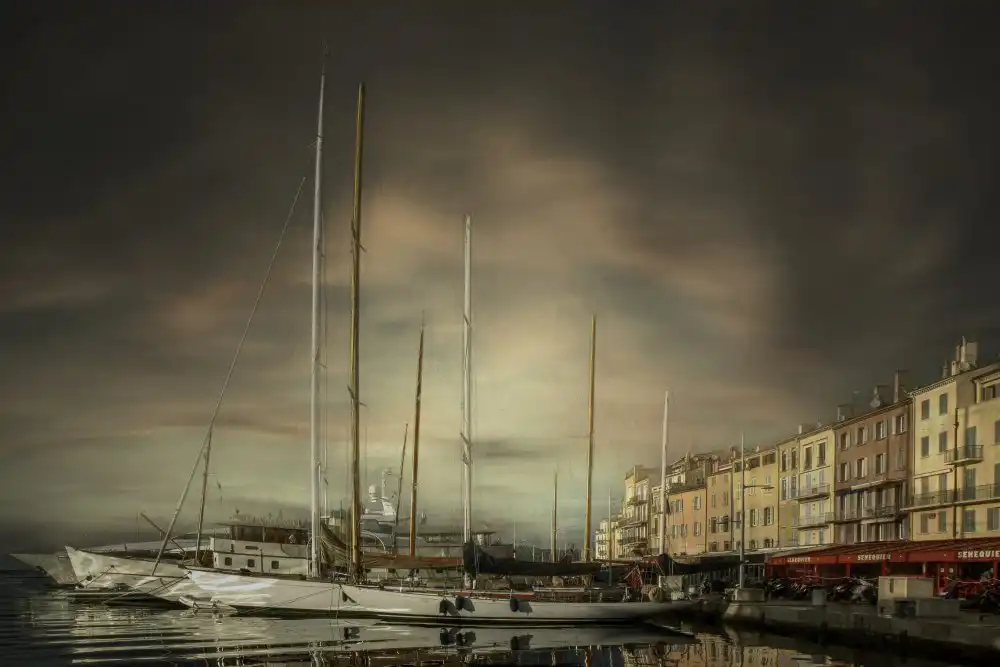 Claes, Gilbert: Puerto pequeño