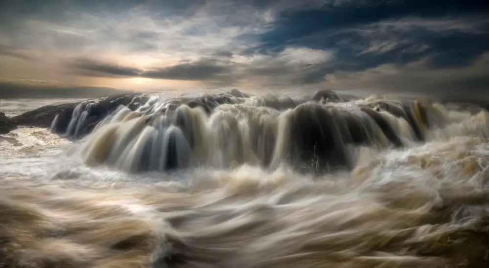 Gerber, Charlaine: Le cascate nel mare...