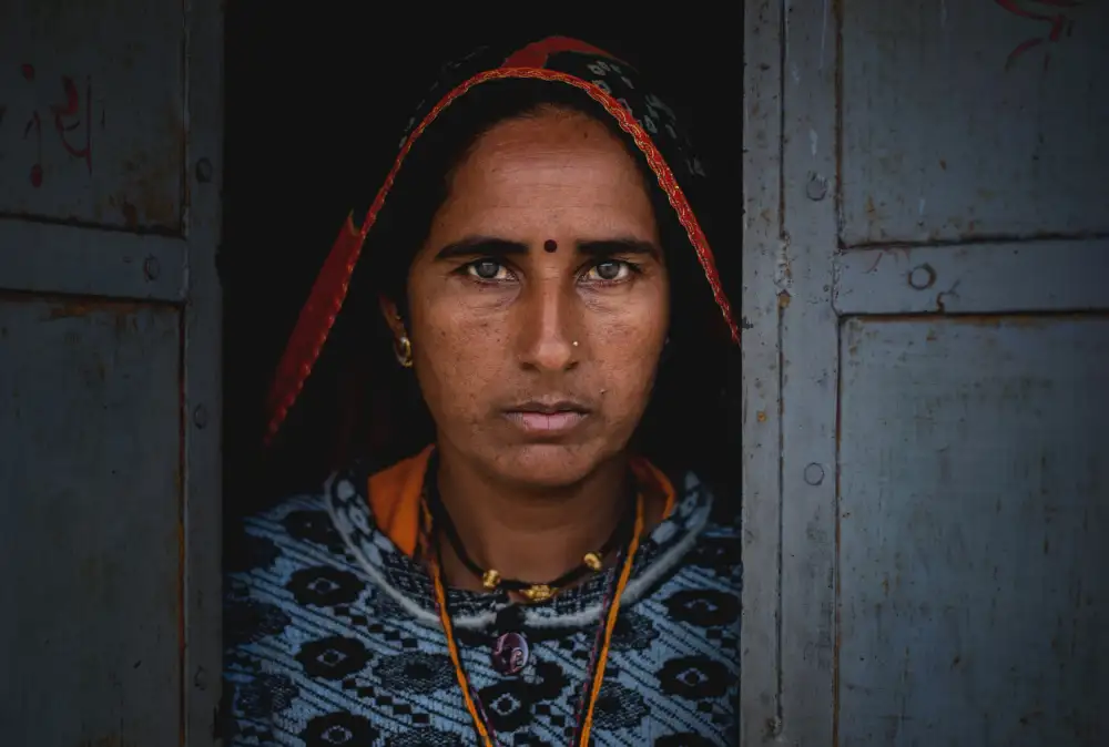 Kalla, Vivek: Door And Woman