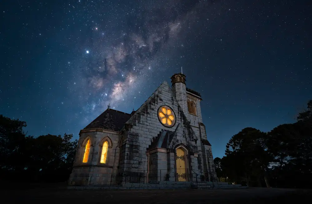 Zhu, Jingshu: La notte in chiesa