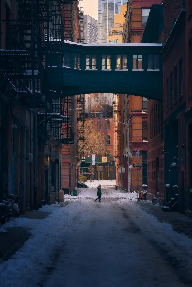 la, De Javier: Sotto lo Skybridge